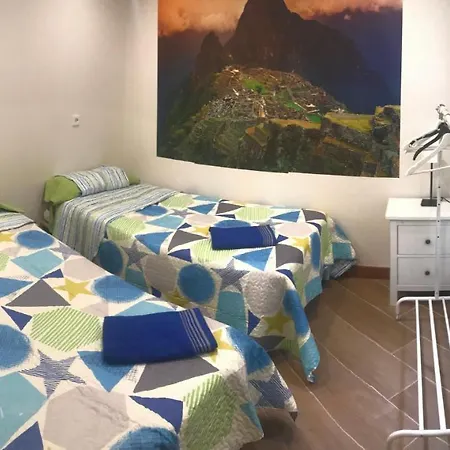 Piso Enorme Centrico Para Grupos Gijon